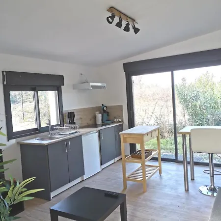 Studio Independant Renove En 2020, Piscine, 11min Avignon * Pujaut